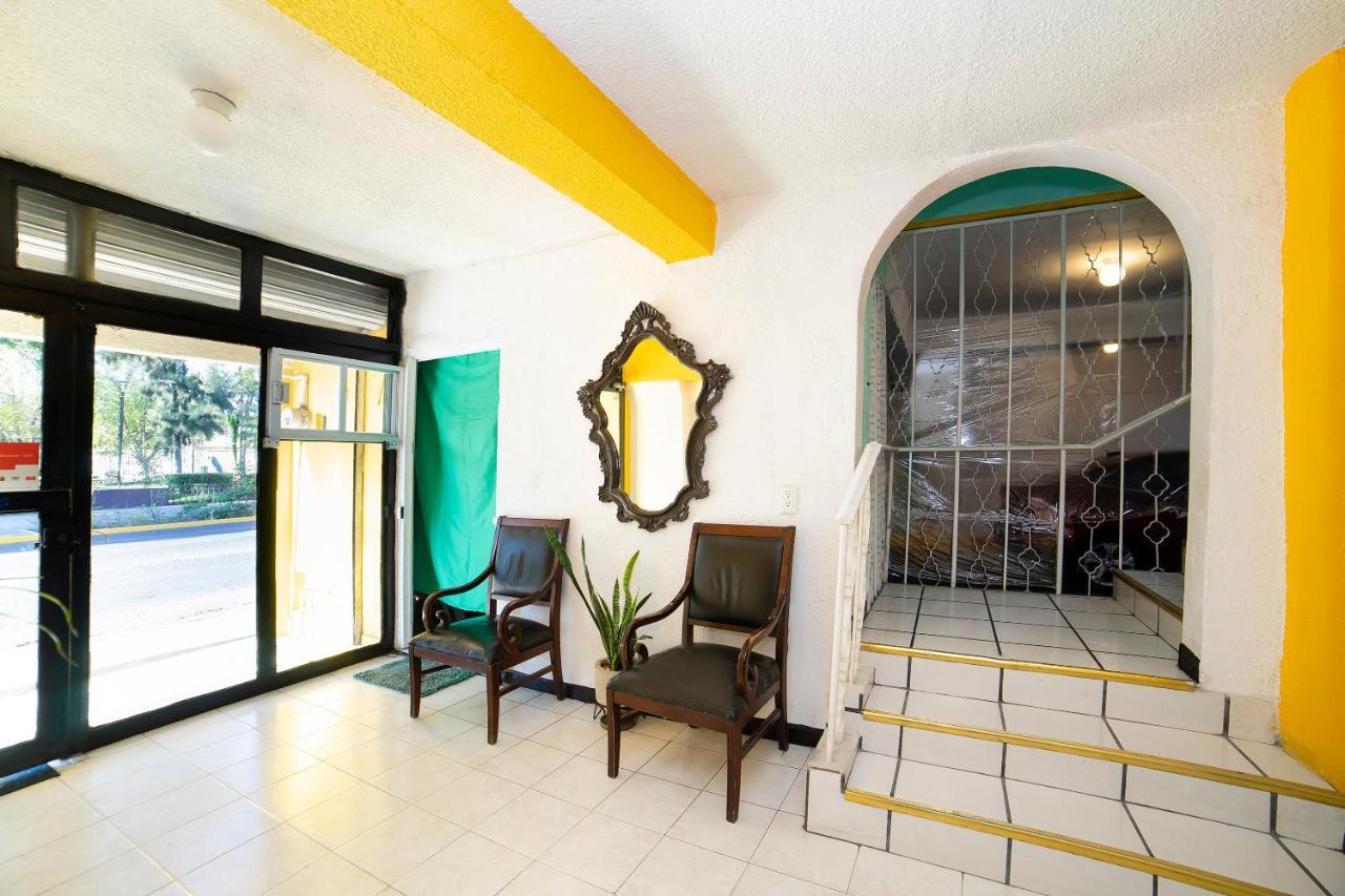 Oyo Hotel Jardin Carpio Aguascalientes Esterno foto
